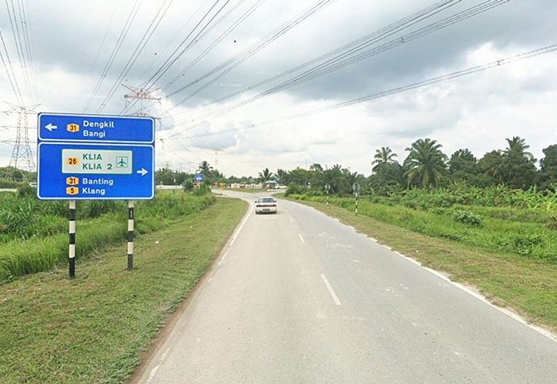 Industrial zoning Agriculture Land in Jalan Dengkil-Banting, Sepang