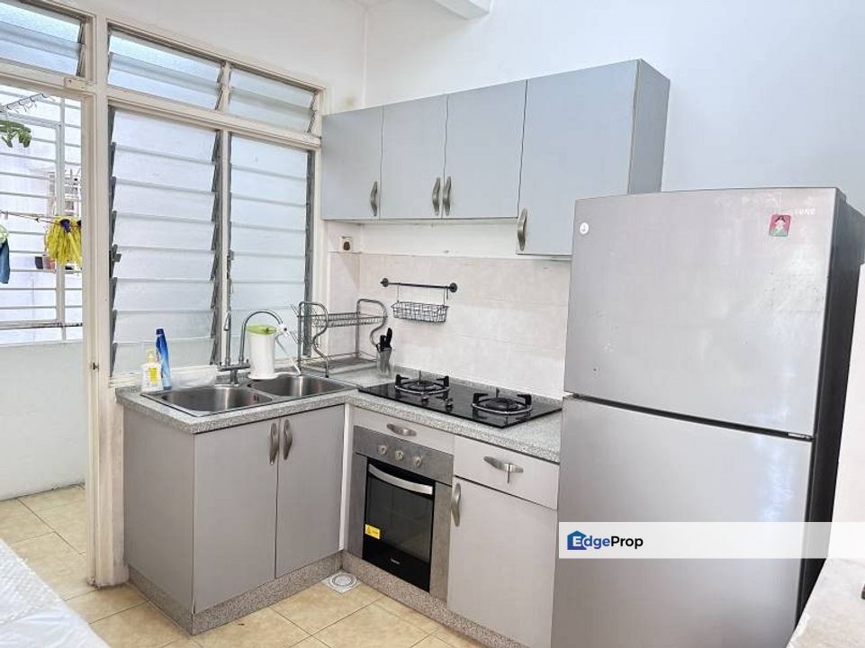 (((Sold))) Renovated + Value Buy!! Puchong Kinrara BK 5 Sierra Residency Condo, Selangor, Bandar Kinrara Puchong