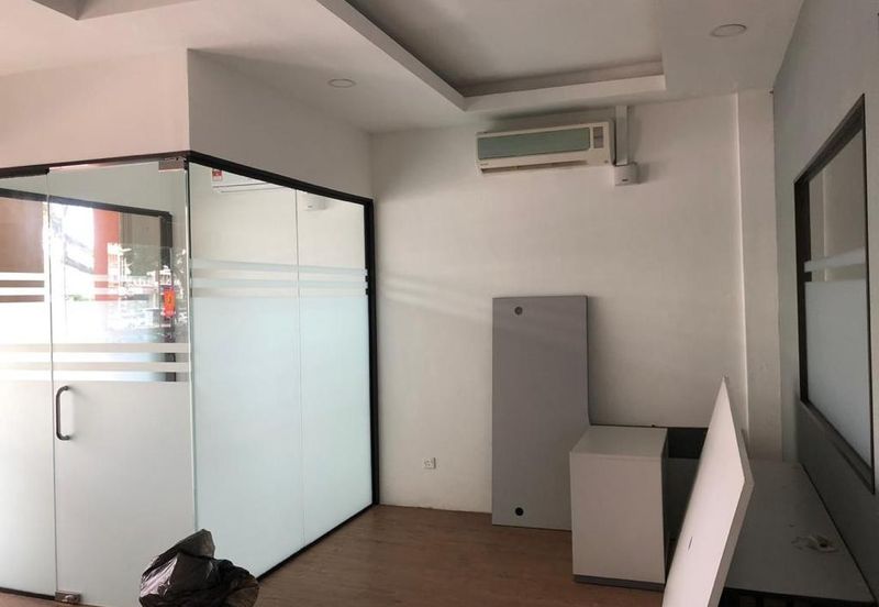 Ritze Perdana Business Center