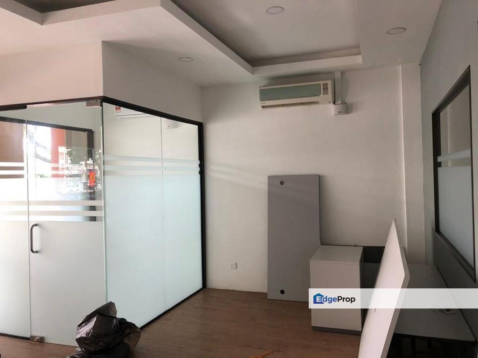 ((SOLD)) Facing Main Road | Ritze Perdana1 Shop Office 2120sf Damansara Perdana, Selangor, Damansara Perdana