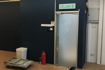 Ritze Perdana Business Center