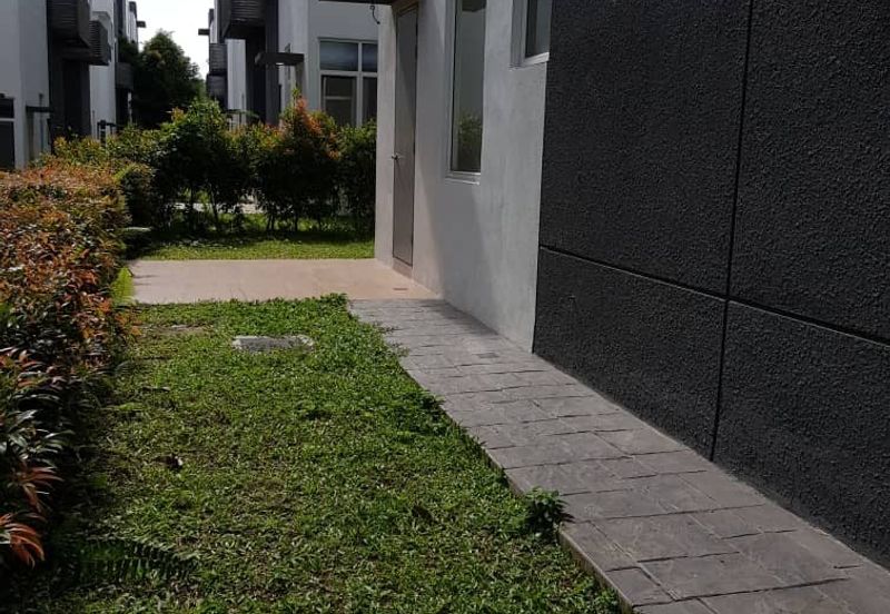 Garden Villa @ Green Beverly Hills