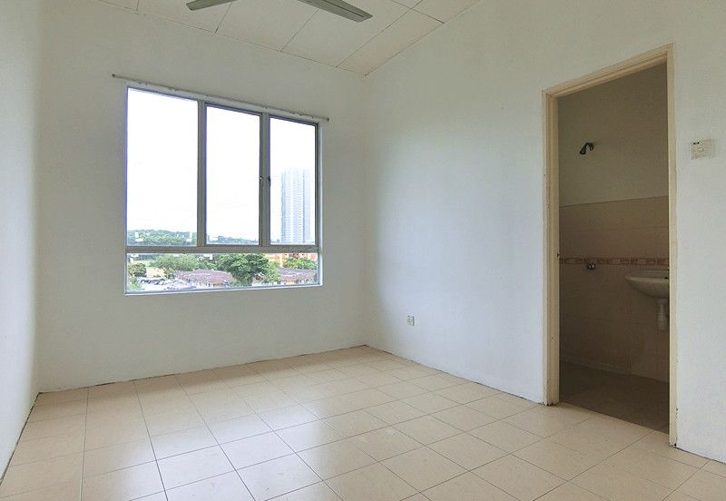 Laman Suria e-Resort Apartment