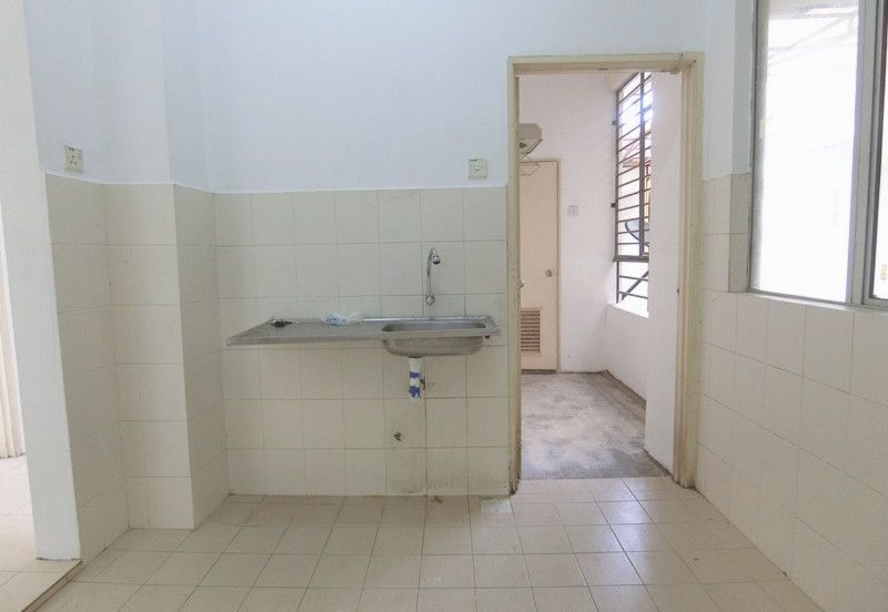 Laman Suria e-Resort Apartment