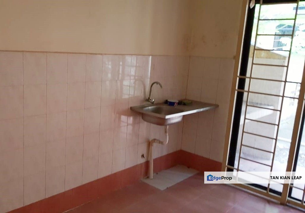 (((Sold))) Selling Below Market Price!! Cyberjaya Town Villa Cyberia Low Floor Townhouse In Good Condition Can markup Loan, Selangor, Cyberjaya