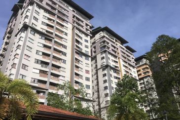 Perdana Exclusive Condominium