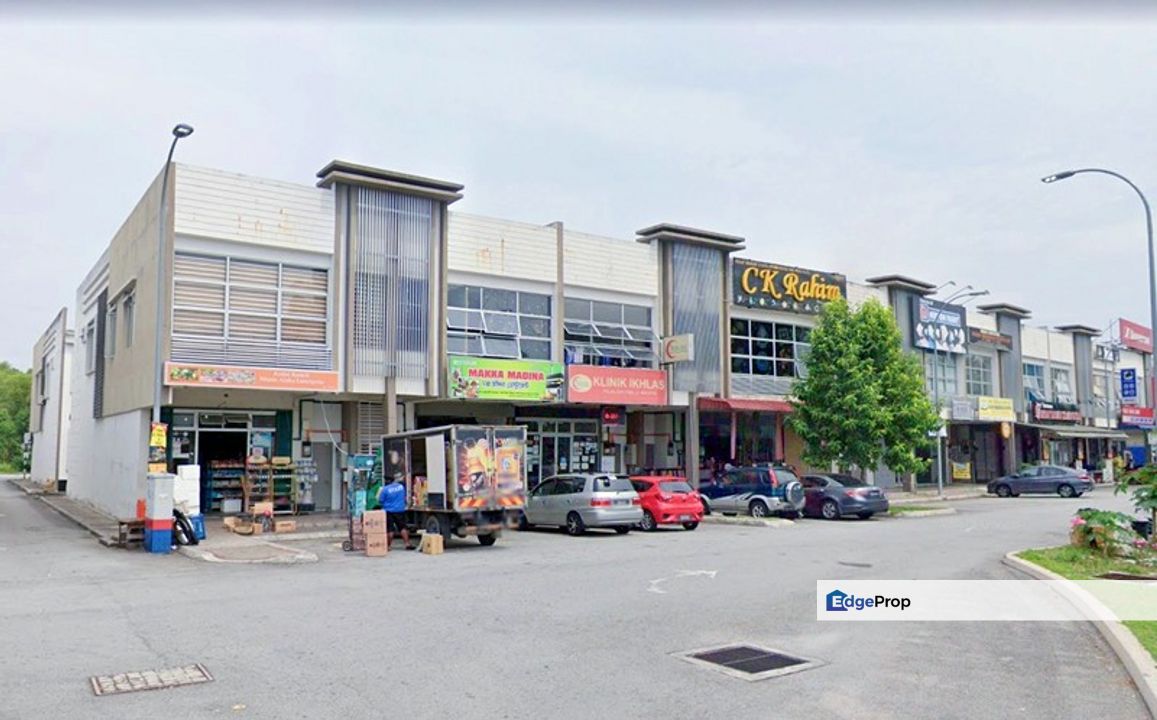 ((SOLD)) Nice Renovated 2Sty Shop Office Bukit Mahkota Sek 7 20x70 Bangi Nilai3, Selangor, Bangi