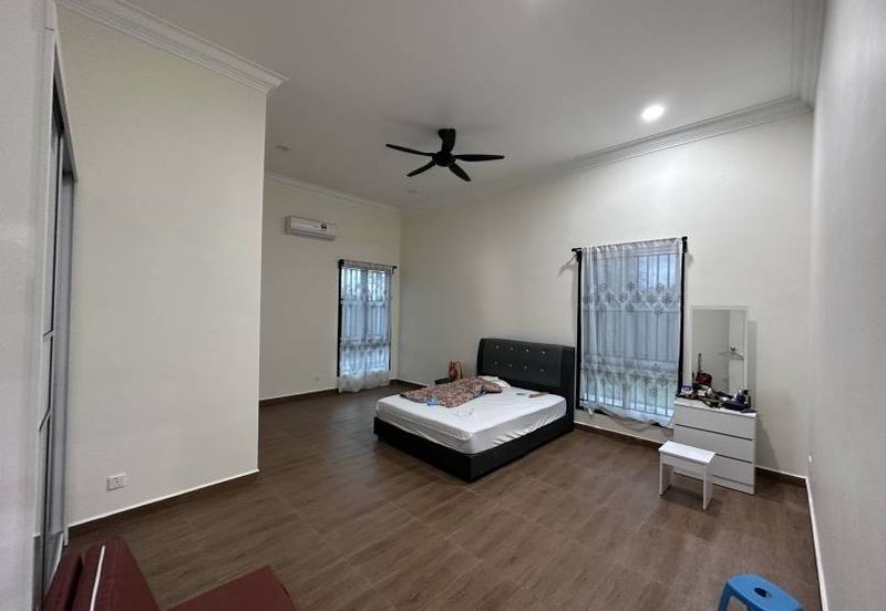 College Heights Garden Resort