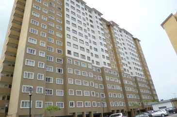 Putra Suria Residency Apartment