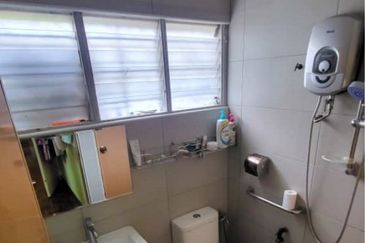 Taman Bukit Anggerik