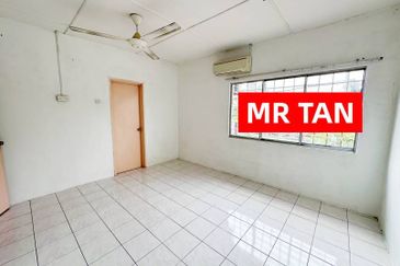 Taman Pinggiran Putra