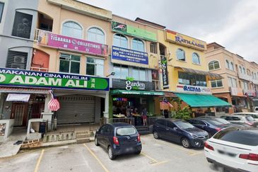 Rental Return 4% Bandar Puteri Puchong 3sty Shop 22x75 Prime Location