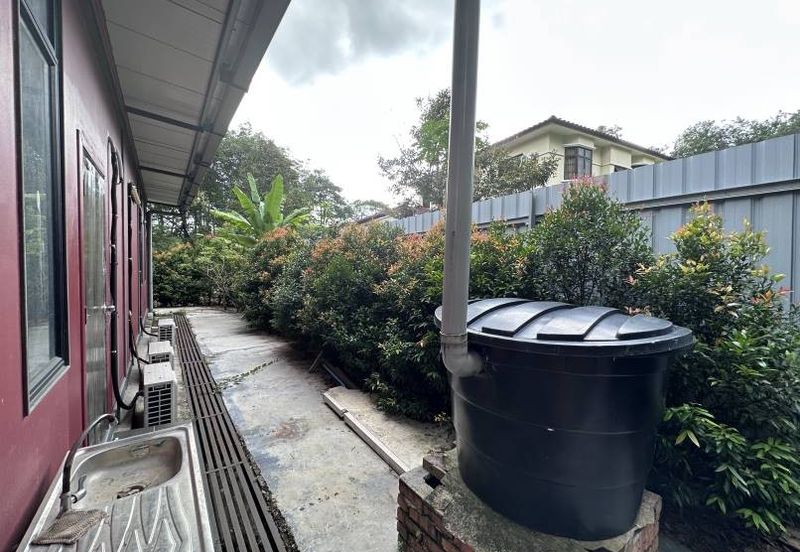 College Heights Garden Resort