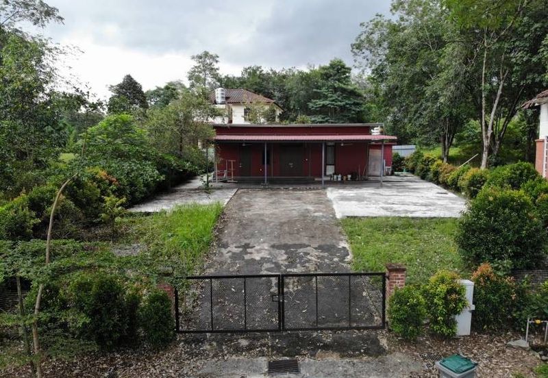 College Heights Garden Resort