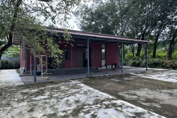 College Heights Garden Resort