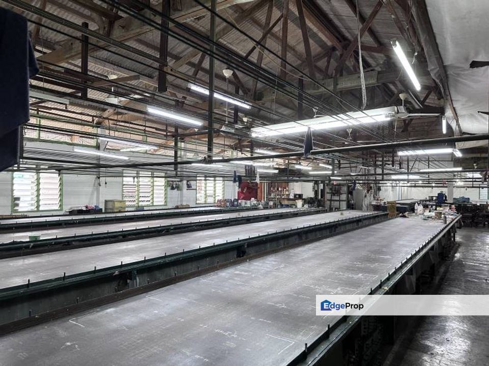 Cheras Perdana 1 Sty Warehouse Light Factory Bandar Tun Hussein Onn, Selangor, Balakong