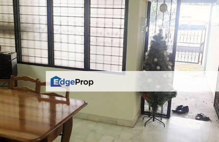 Taman Bukit Serdang Utama 2 Storey House 14x55 Extended Kitchen, Selangor, Seri Kembangan