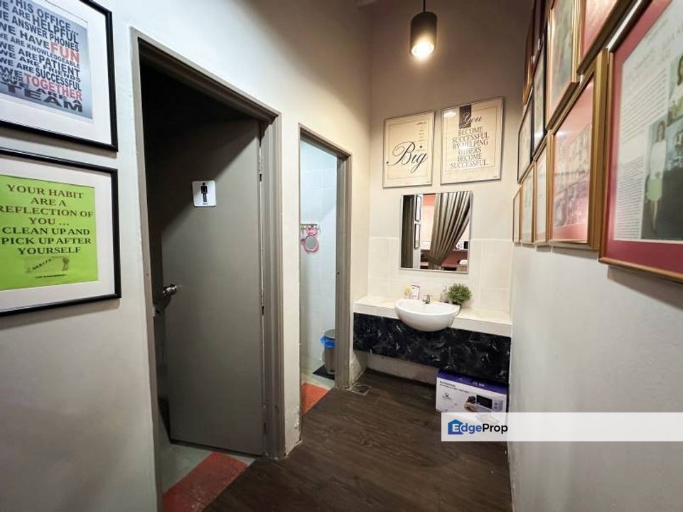 Bangi Bukit Mahkota Sek 7 D'Niaga 2 Storey Renovated Shop Office, Selangor, Bangi