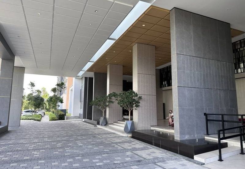 Lakefront Condominium | Emerald Hills @ Alam Damai