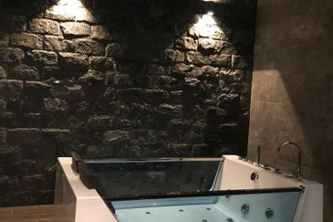 The Treez Jalil Residence