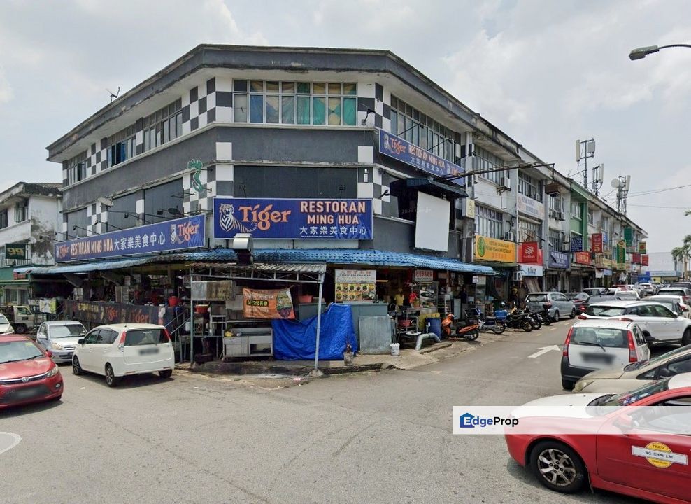 End Lot Balakong Taming Jaya 2sty Freehold Shop 22x70 Near Bank, Selangor, Balakong