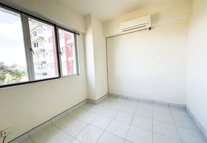 Main Place Residence