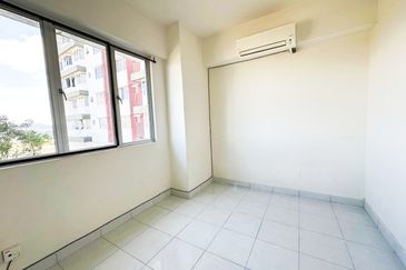 Main Place Residence