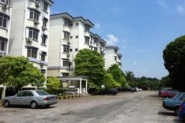 Subang Perdana Goodyear Court 10