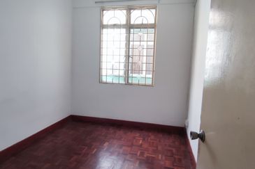 Subang Perdana Goodyear Court 10