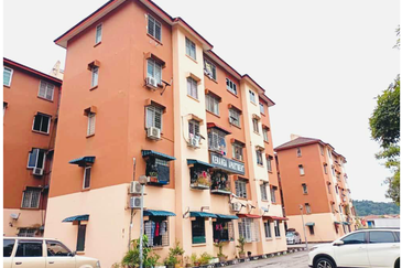 Kenanga Apartment, Taman Bukit Kinrara