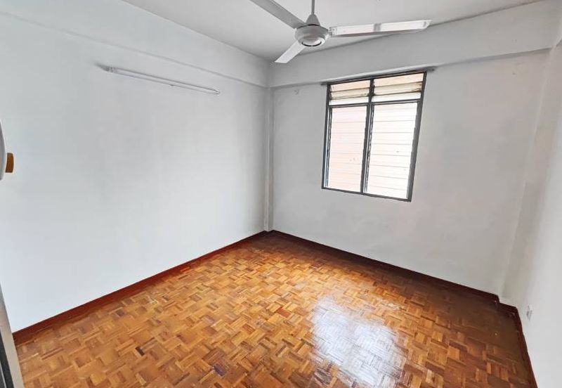 Kenanga Apartment, Taman Bukit Kinrara