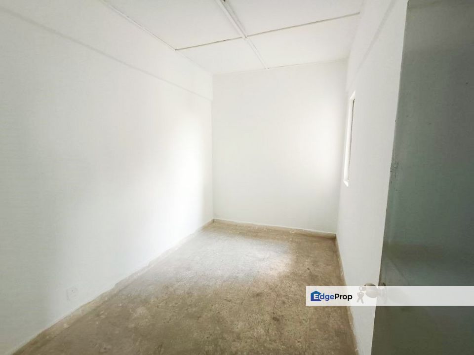 Level 1 Full Loan! Taman Putra Kajang Mewah Apartment 860sf Cs Grocer, Selangor, Kajang