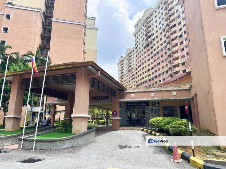 End Lot!! Cengal Condo Near Lrt Cheras Permaisuri 1011sf Full Loan, Kuala Lumpur, Cheras