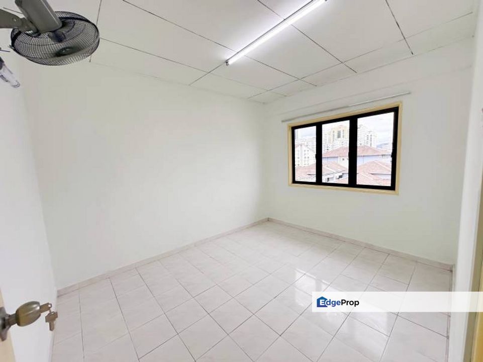 Sri Penara Apartment Sri Permaisuri Cheras near Lrt Salak Selatan, Kuala Lumpur, Cheras