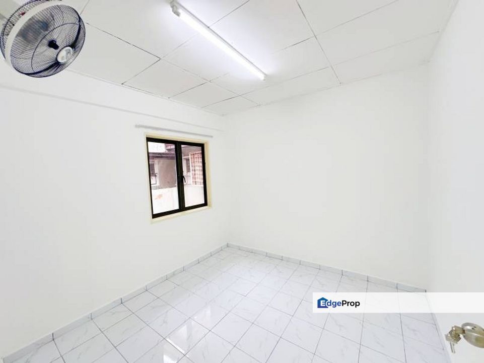 Sri Penara Apartment Sri Permaisuri Cheras near Lrt Salak Selatan, Kuala Lumpur, Cheras