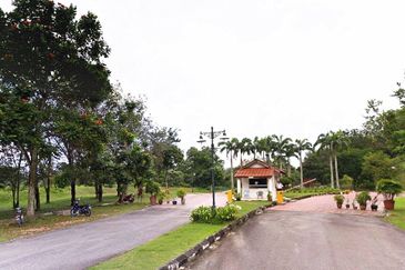 College Heights Garden Resort