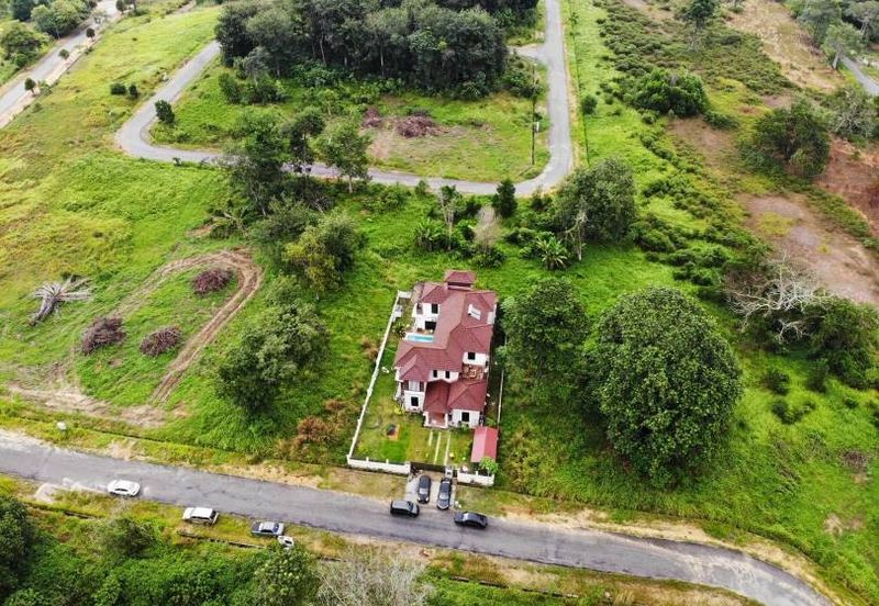 College Heights Garden Resort