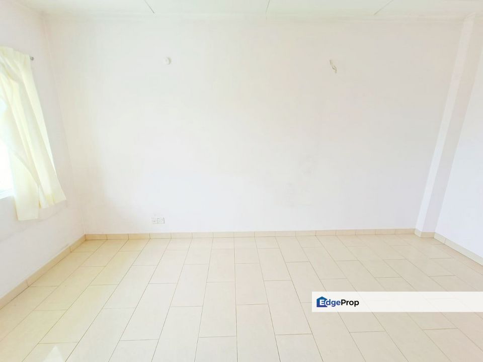 ((SOLD)) Termurah Bank Value 500k Subang Jaya Arcadia Apartment Usj 1001sf, Selangor, USJ