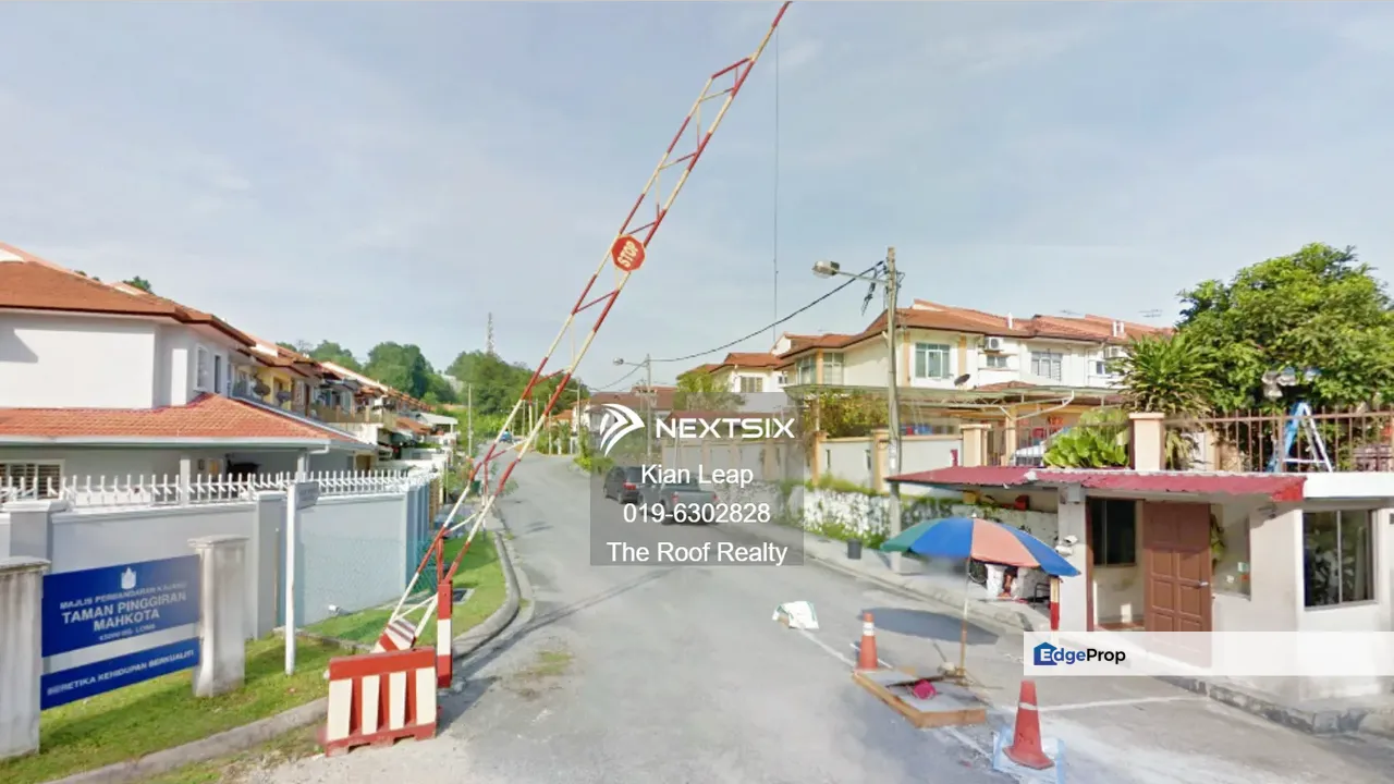 Taman Pinggiran Mahkota Cheras, 2 Storey Renovated House 20x65, Selangor, Cheras South