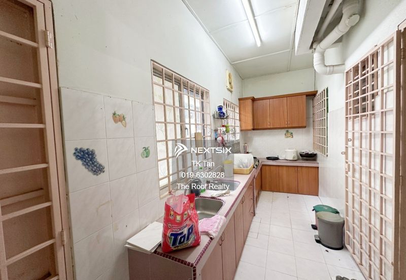 Taman Pinggiran Putra