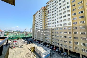 Putra Suria Residency Apartment