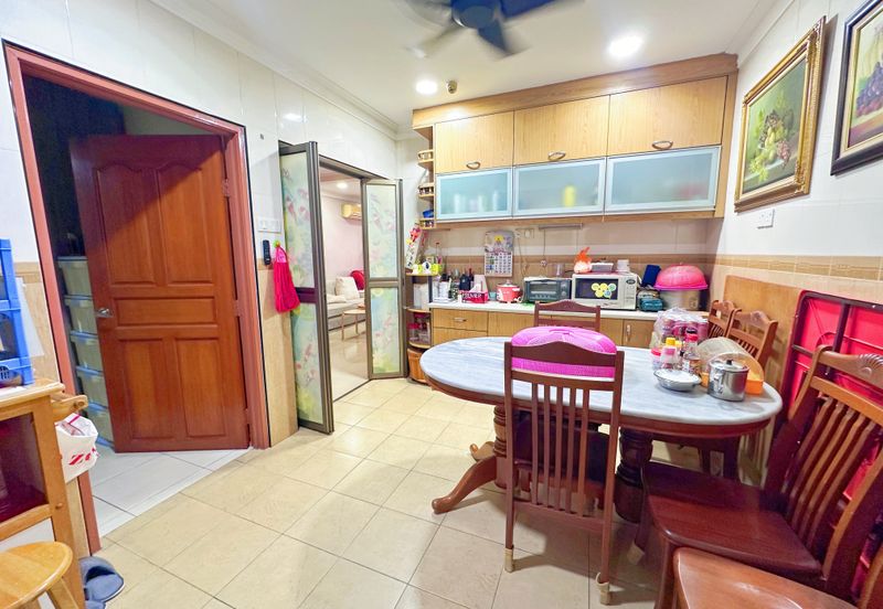 Taman Pinggiran Mahkota