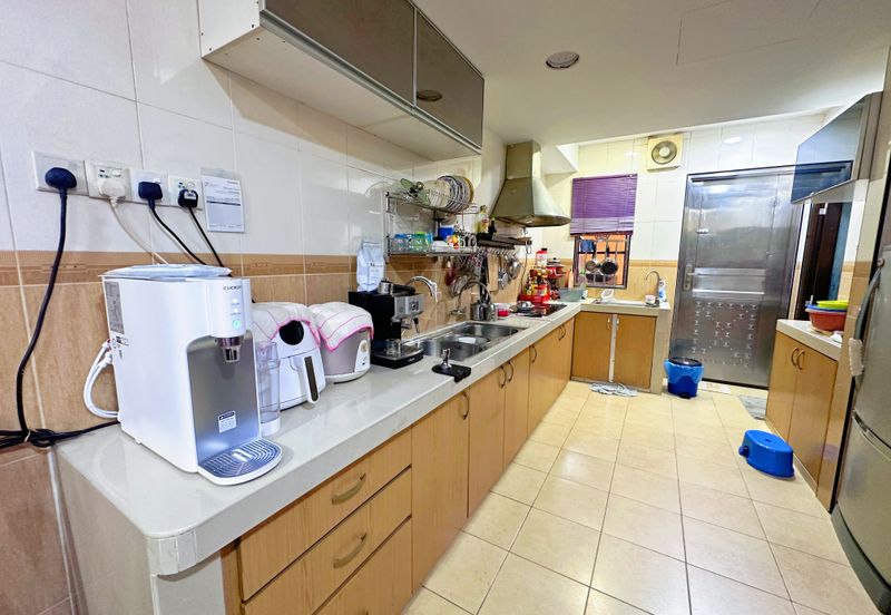 Taman Pinggiran Mahkota