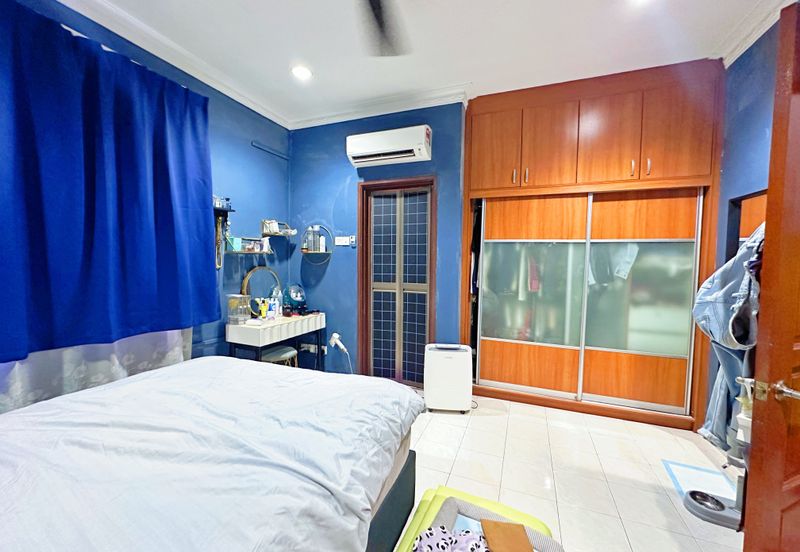 Taman Pinggiran Mahkota