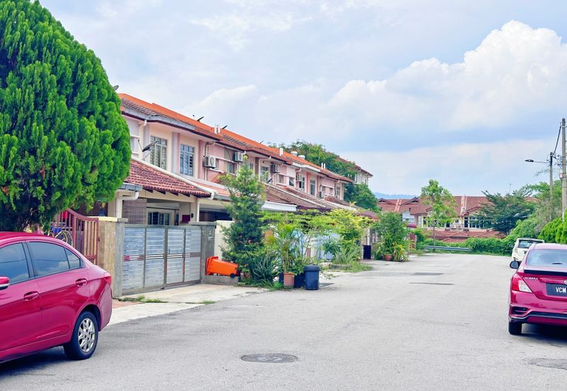 Taman Pinggiran Mahkota