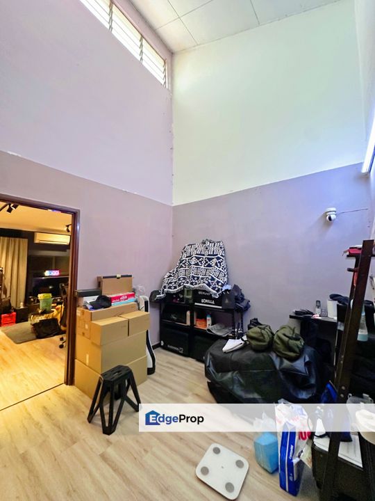 ((SOLD)) Taman Pinggiran Mahkota Cheras, 2 Storey Fully Extended Renovated House 20x65, Selangor, Cheras South