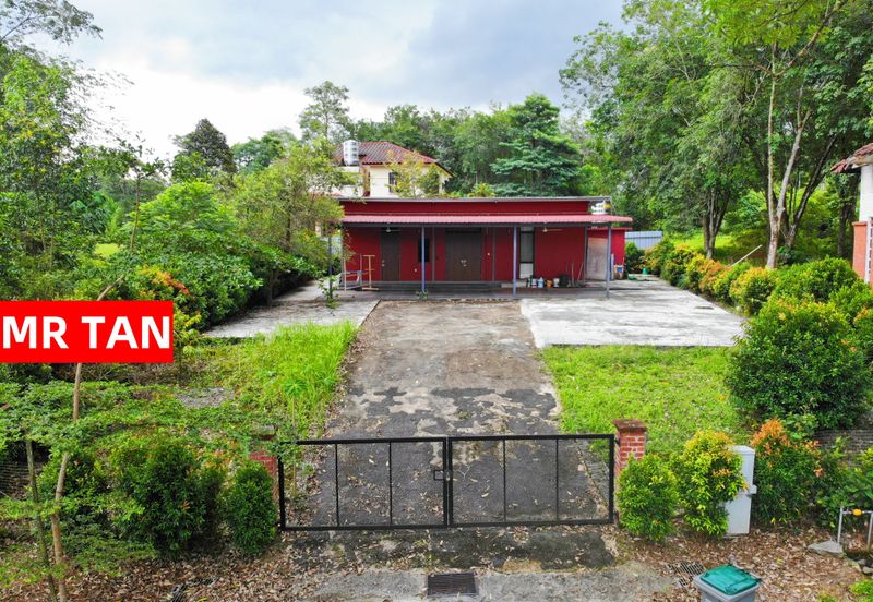 College Heights Garden Resort