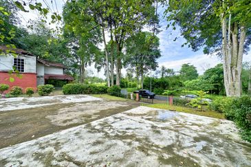 College Heights Garden Resort