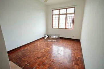 Subang Perdana Goodyear Court 8