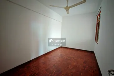 Subang Perdana Goodyear Court 8